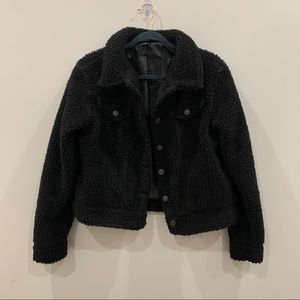 Black fur crop jacket ♣️